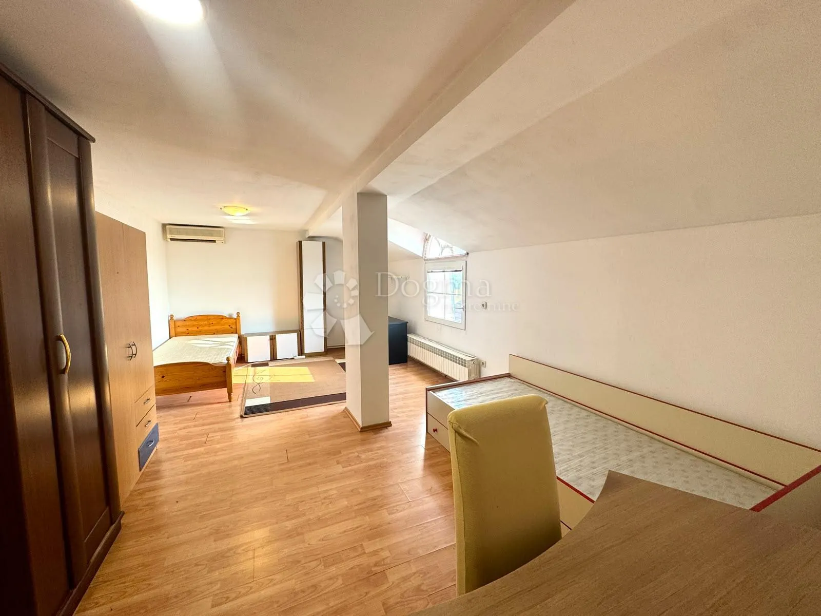 stan 82,70m2 u blizini centra - idealno za obitelj ili studente - slika 5