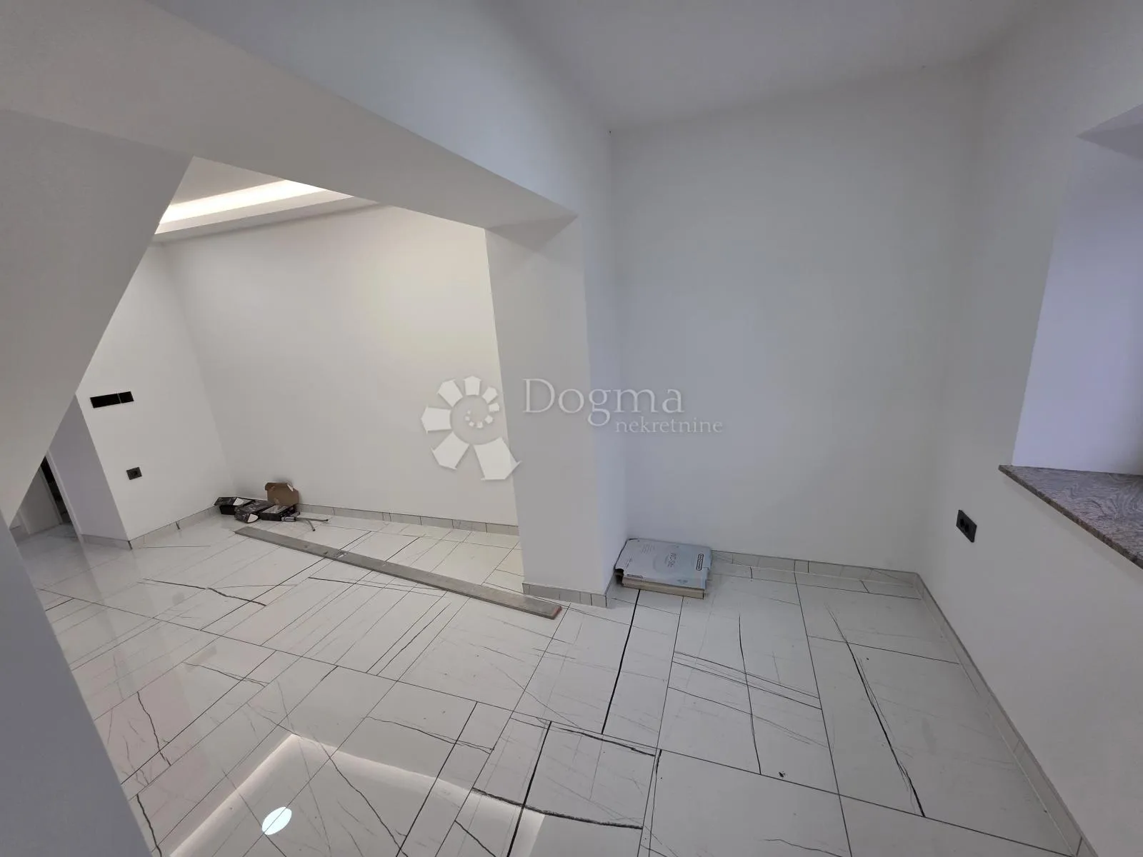 u popunosti renoviran stan sa okućnicom u zlataru površine 102m² - slika 9