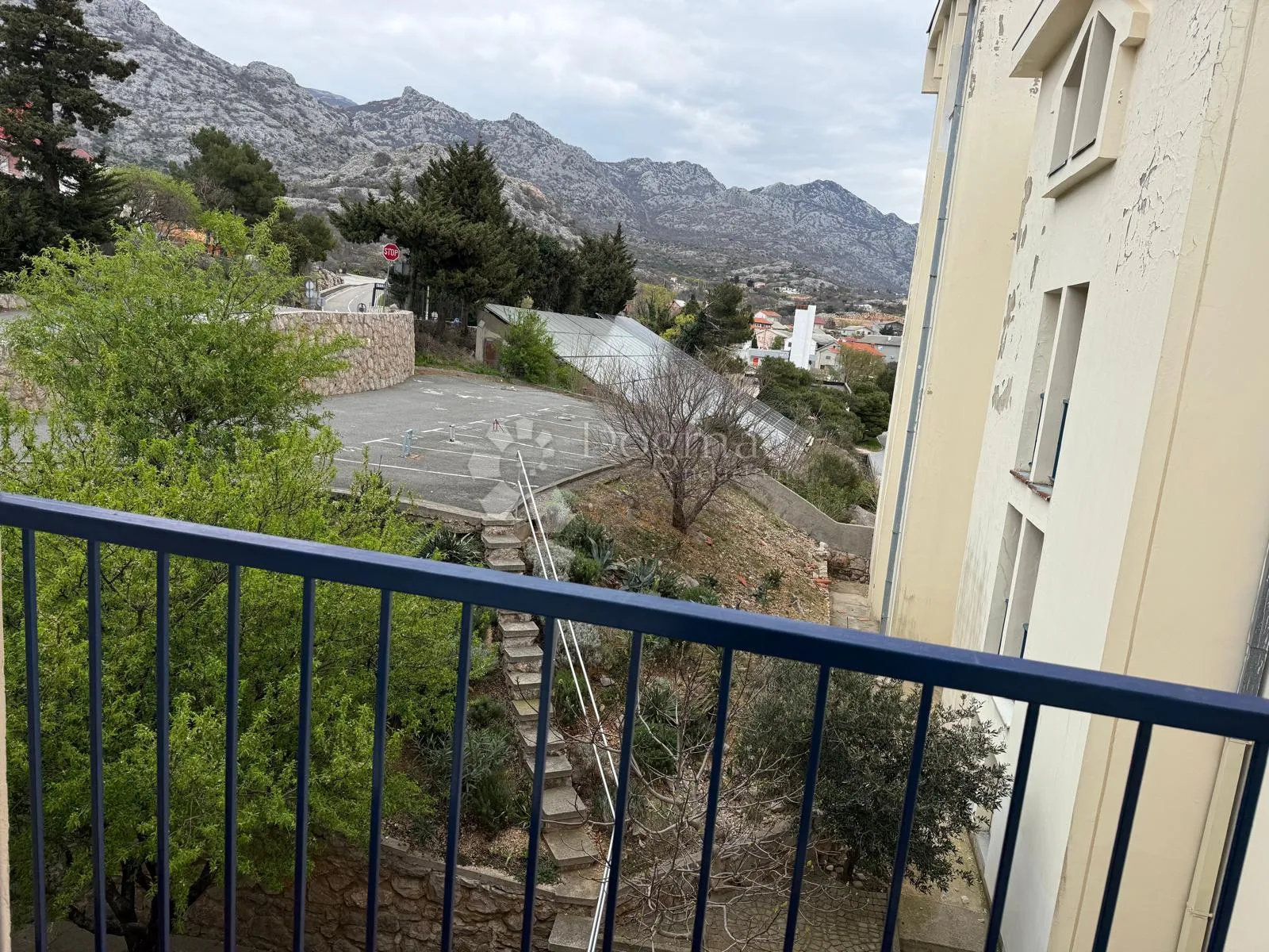 apartman 80m do mora plaže ii kat javni parking - slika 2