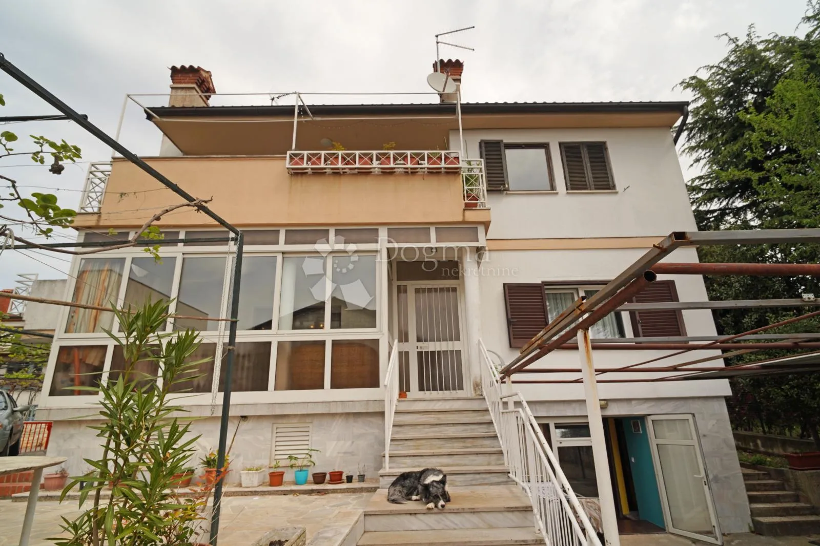 prilika/ 3. red do mora / više stambenih jedinica - slika 35