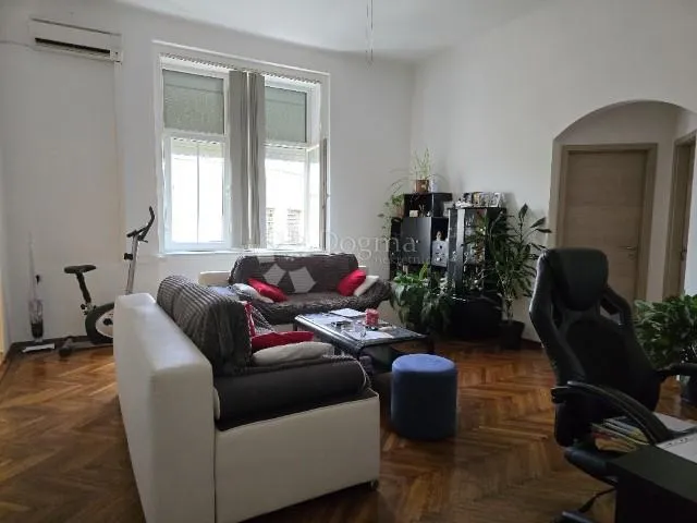 odličan uređen 3s+db stan na mlaci - slika 5