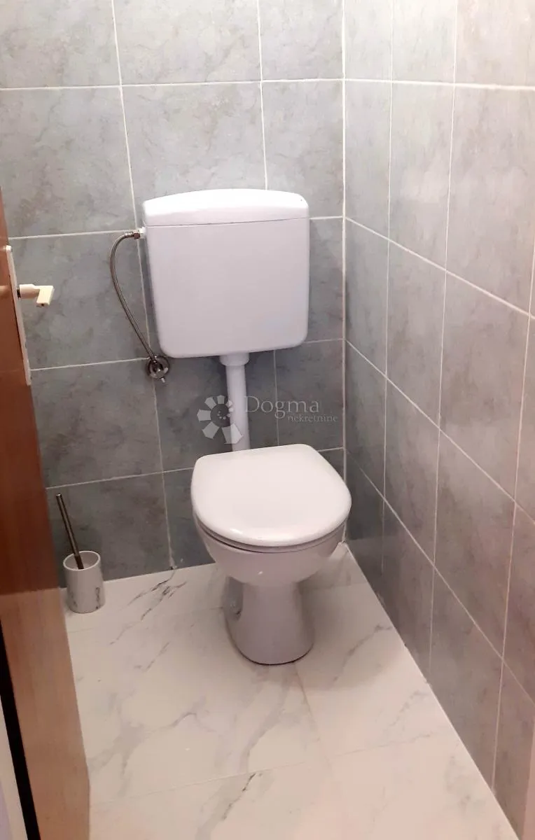 najam stana na bulevardu-vidikovac - slika 14