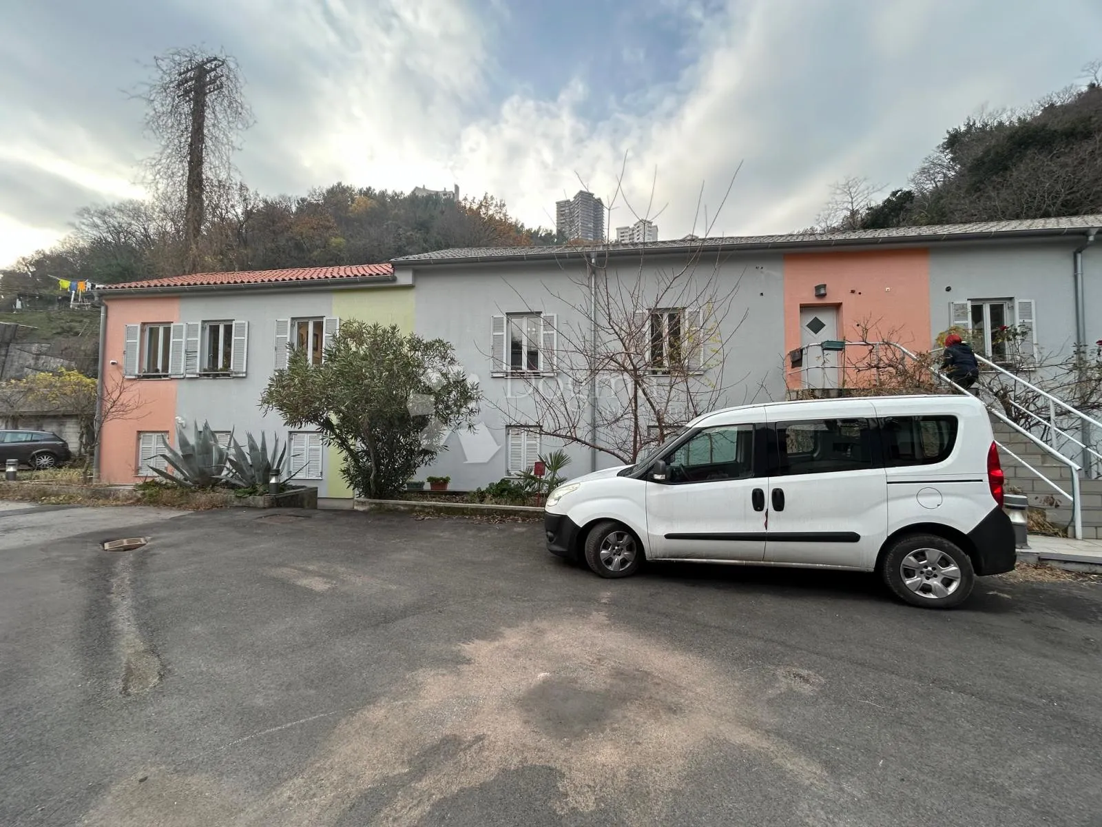 poslovni kompleks u poslovnoj zoni - slika 12