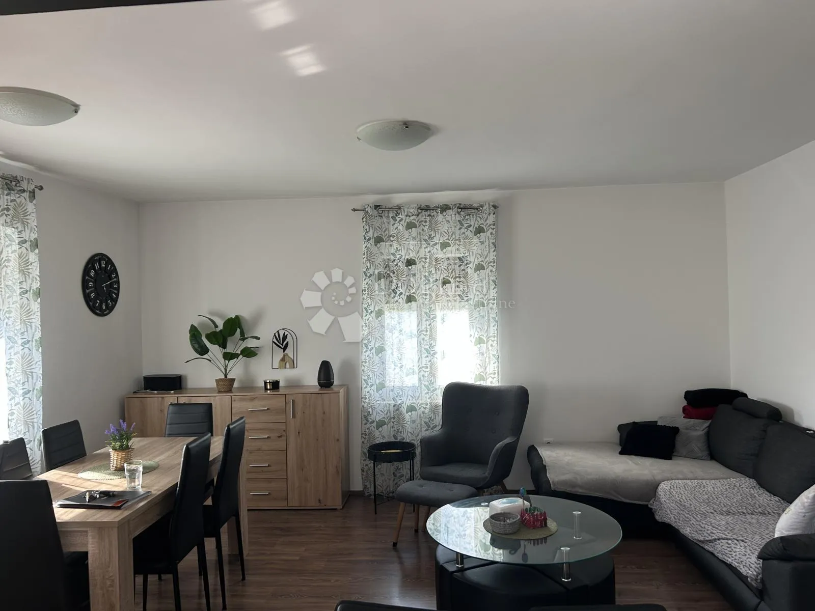 viškovo stan 4s+db ,141m2 - slika 8