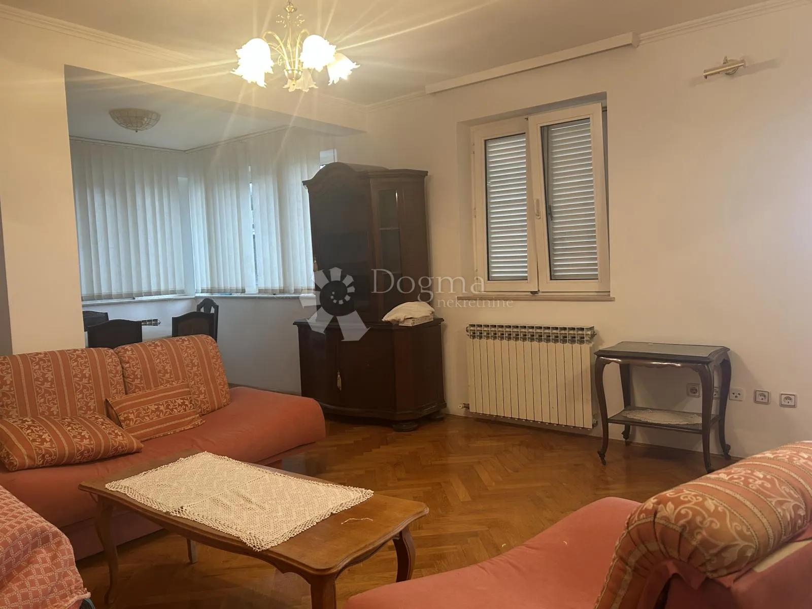 škurinje kuća sa tri stana - slika 5