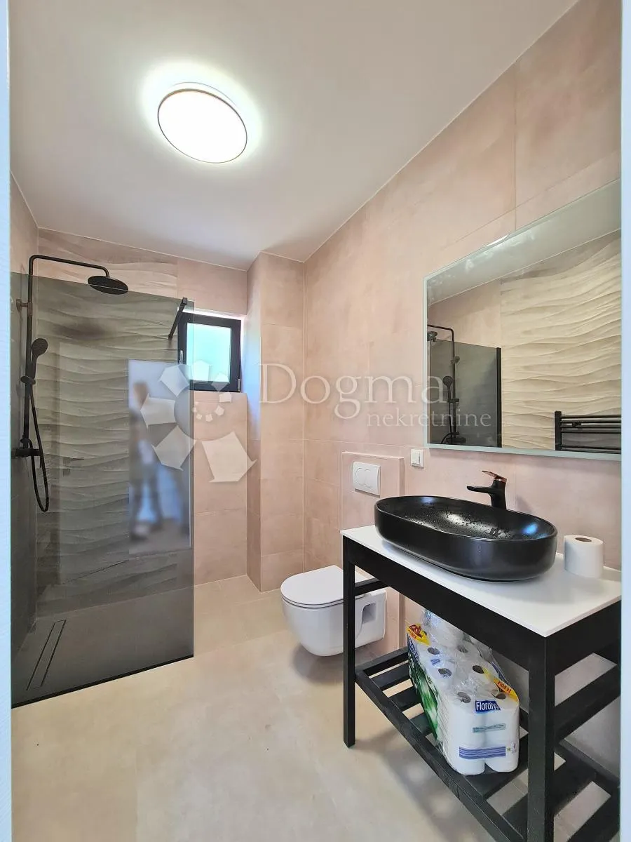 barić draga prvi red do mora villa 284 m2 - slika 39