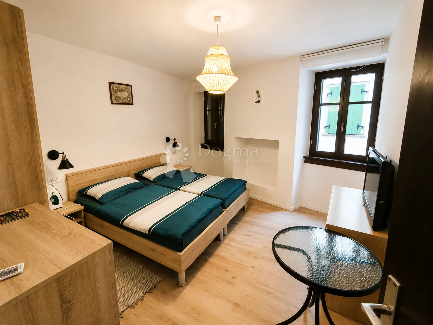 rovinj stari grad - dugoročni najam 2s+db | namješten stan na korak od plaža i centra - slika 3
