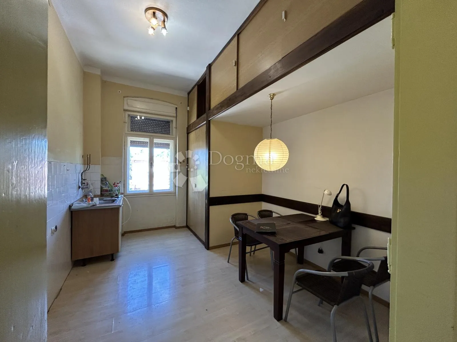 centar rovinja | 72,5 m² | pogled na more i stari grad | garaža + vrt - slika 4