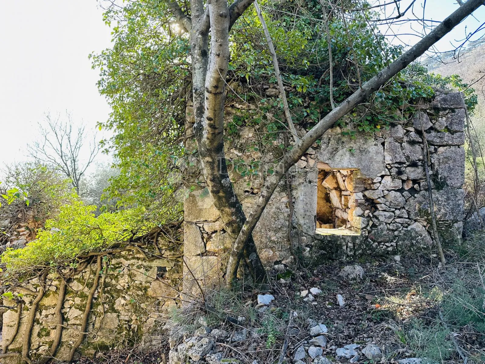 jedinstvena lokacija na osami sa panoramskim pogledom na more - slika 11