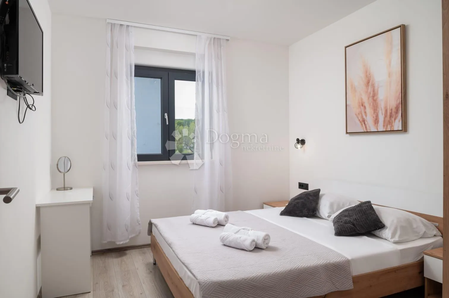 villa sa bazenom - slika 21