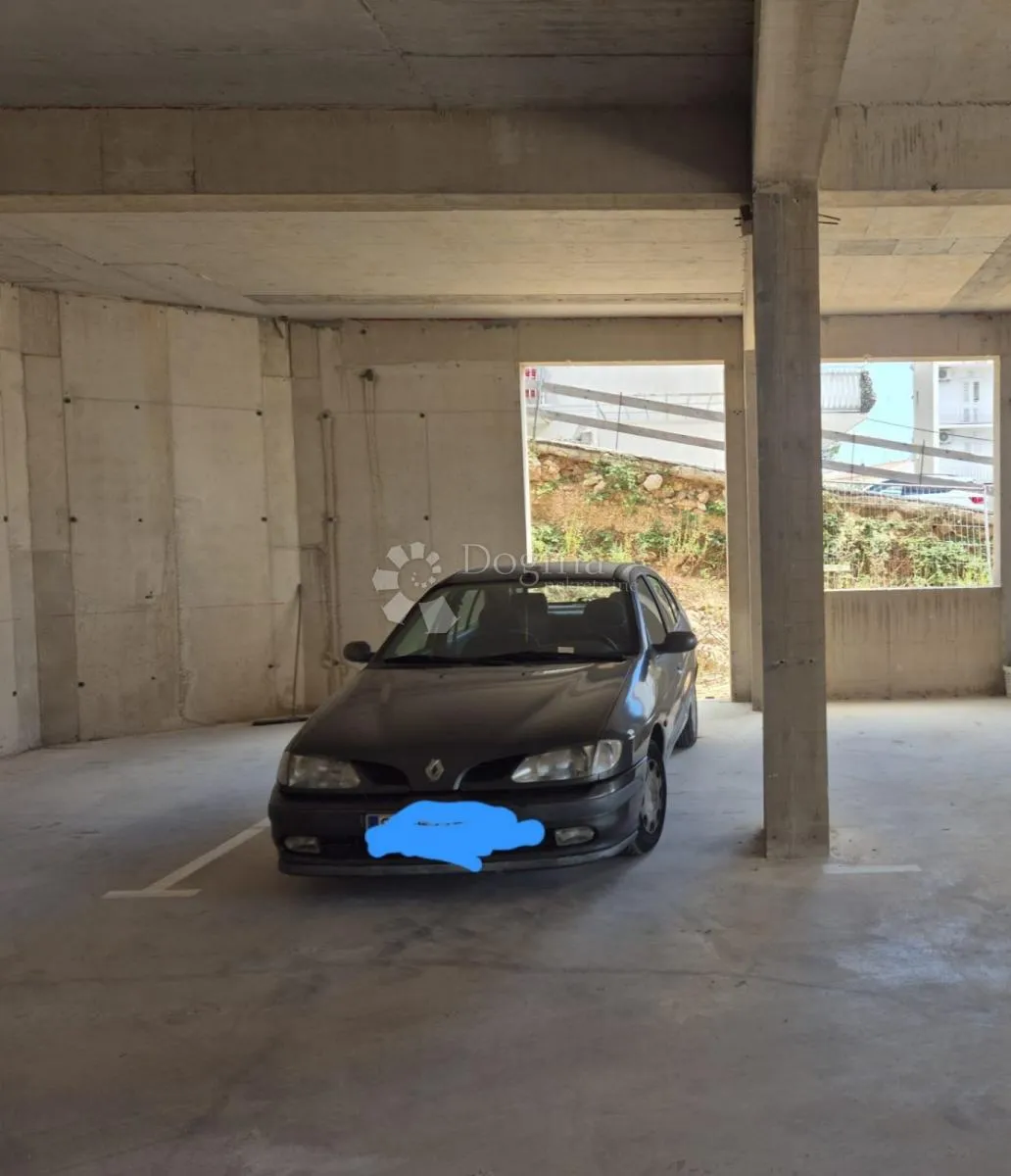 stanovi: nemira, omiš, 3x60 m2 - slika 17