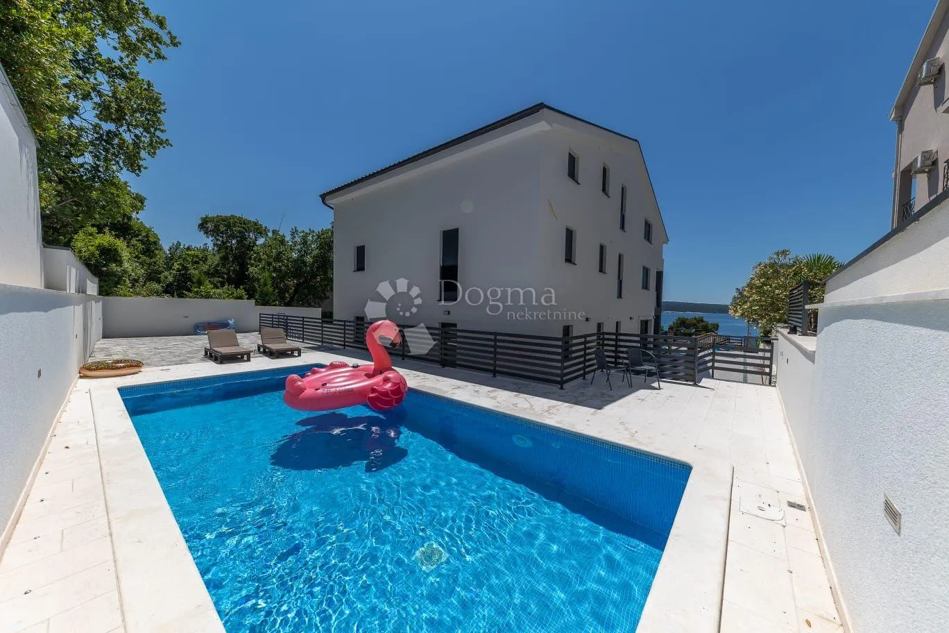 LUKSUZNA novogradnja Crikvenica 30m od mora