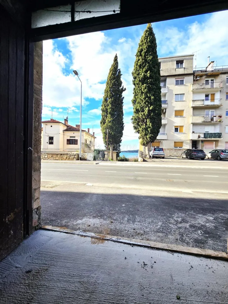 poslovni prostor na ulazu u grad - slika 2
