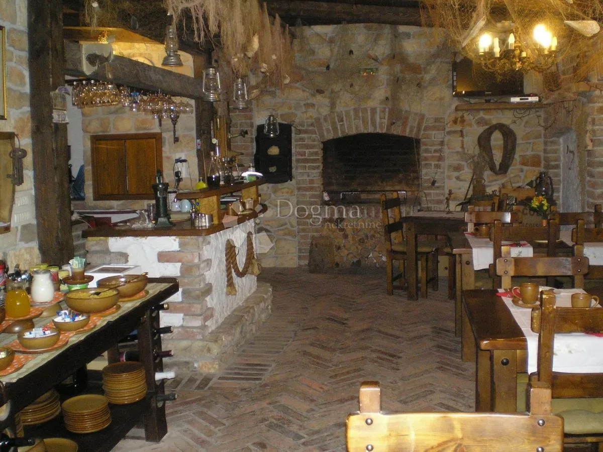 pansion komfor- hotelski apartmani uz more - slika 2