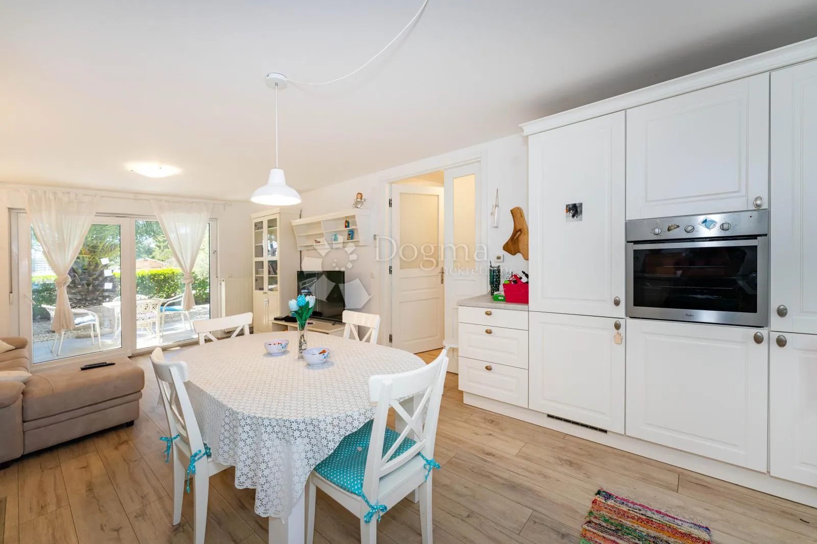 zaton-nin,luksuzna apartmanska kuća uz plažu,3 apartmana,pogled na more - slika 13