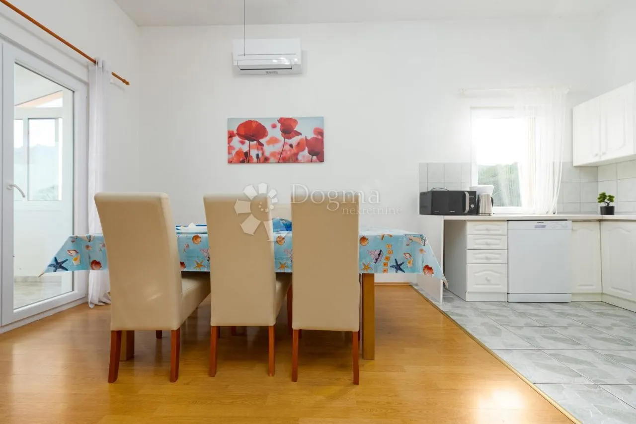 predivna mediteranska vila s bazenom na otoku pašmanu - slika 24