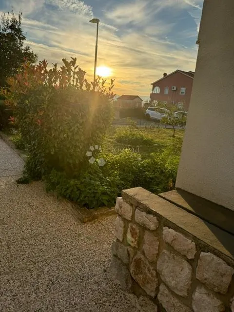 atraktivni stan sa pogledom na more na prestižnoj lokaciji - slika 22