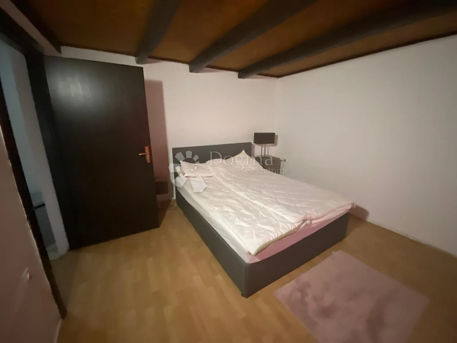 dvije kuće na jednoj parceli – mir, prostor i potencijal! - slika 27