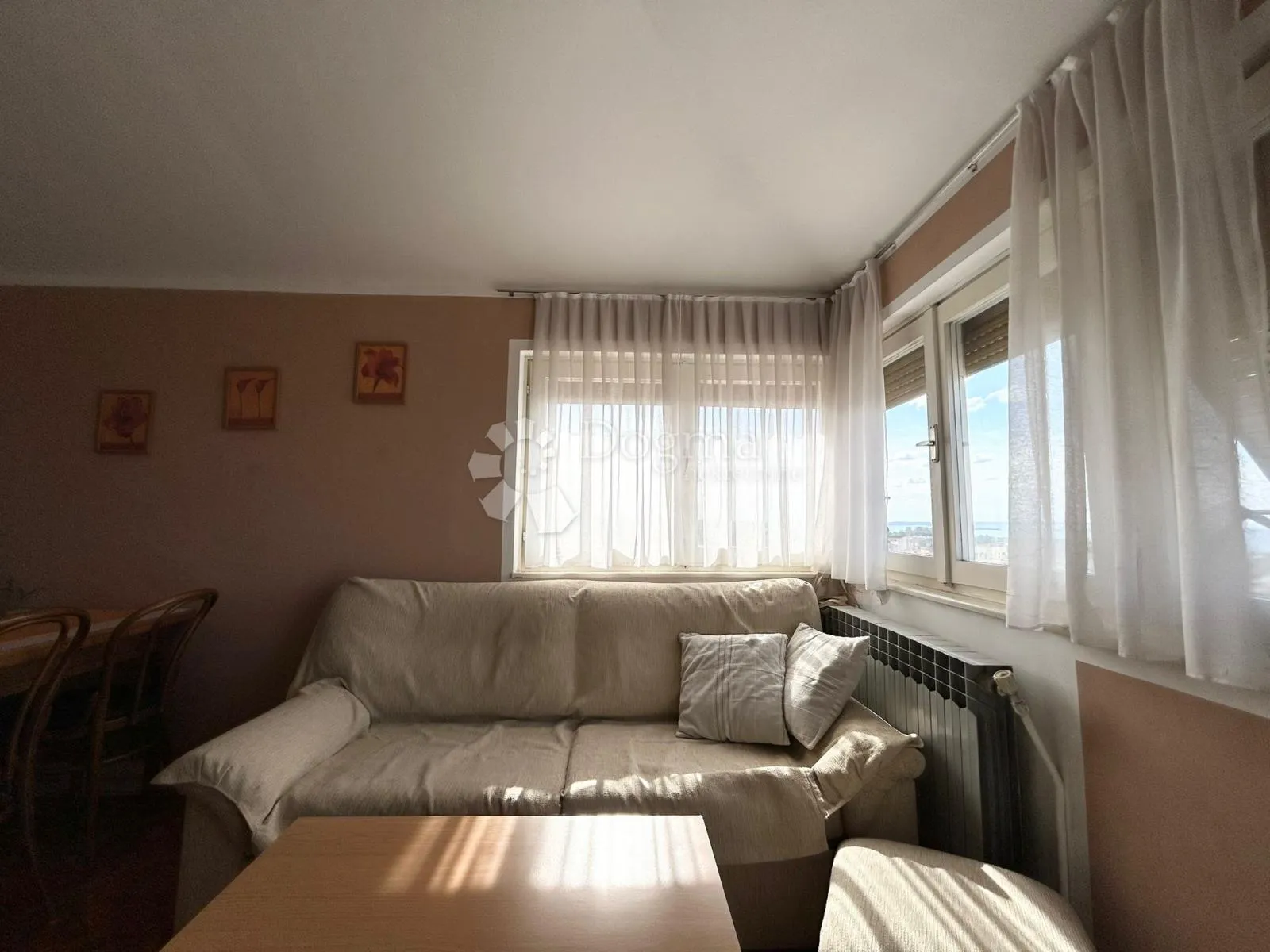 stan 47m2, top lokacija - pogled na more i rovinj - slika 7