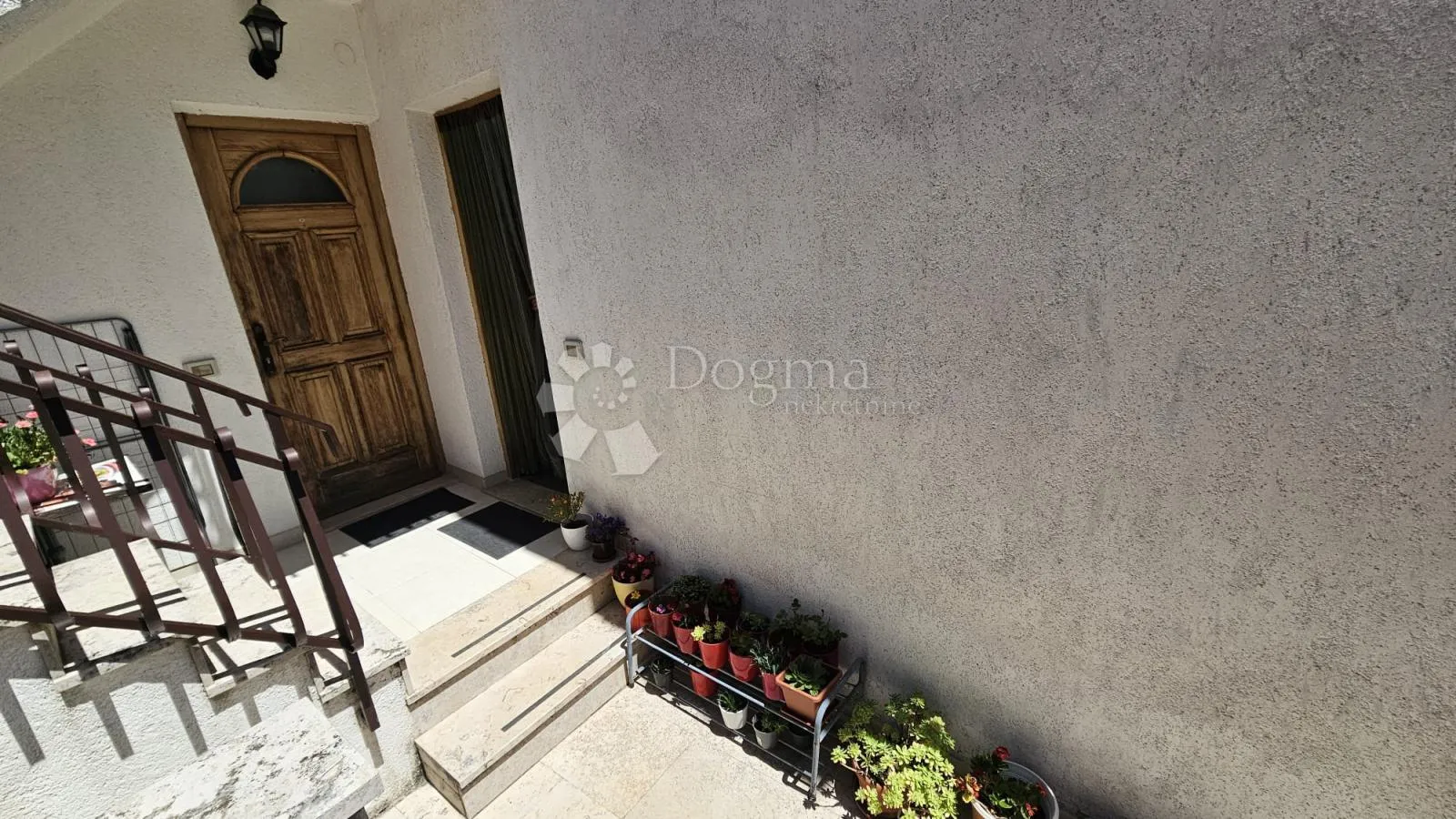 rovinj centar – dva uređena stana na vrhunskoj lokaciji - slika 15