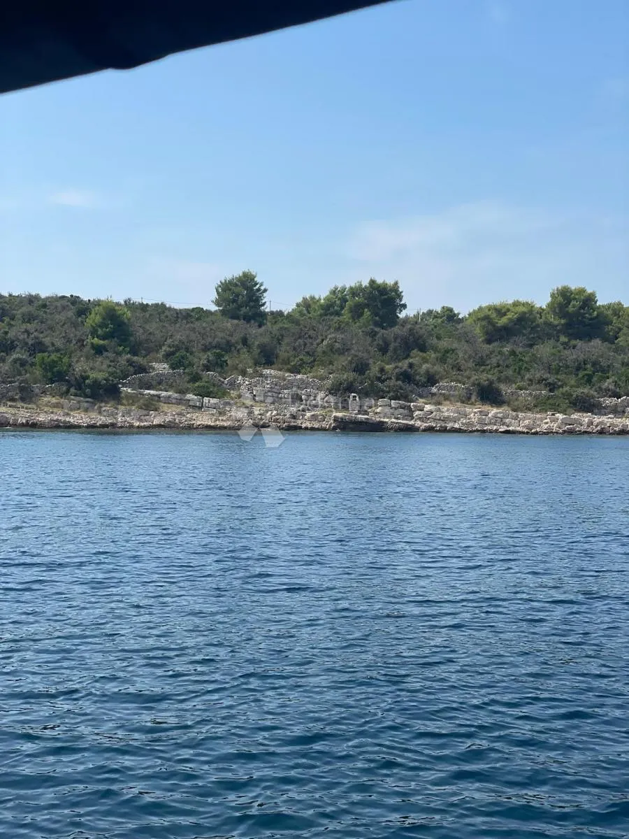 odlična investicija-poljoprivredno zemljište na drveniku 3.276m2 - slika 4