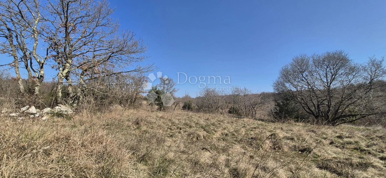 zemljište skriveno od pogleda 18992 m2 - slika 9