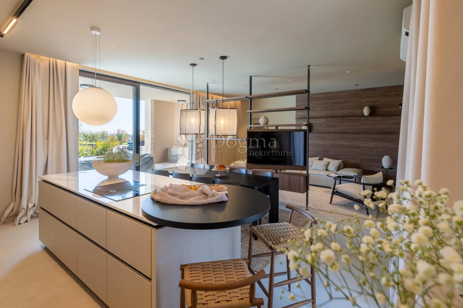 ekskluzivna smart home vila, kompletno opremljena, s otvorenim pogledom - slika 6