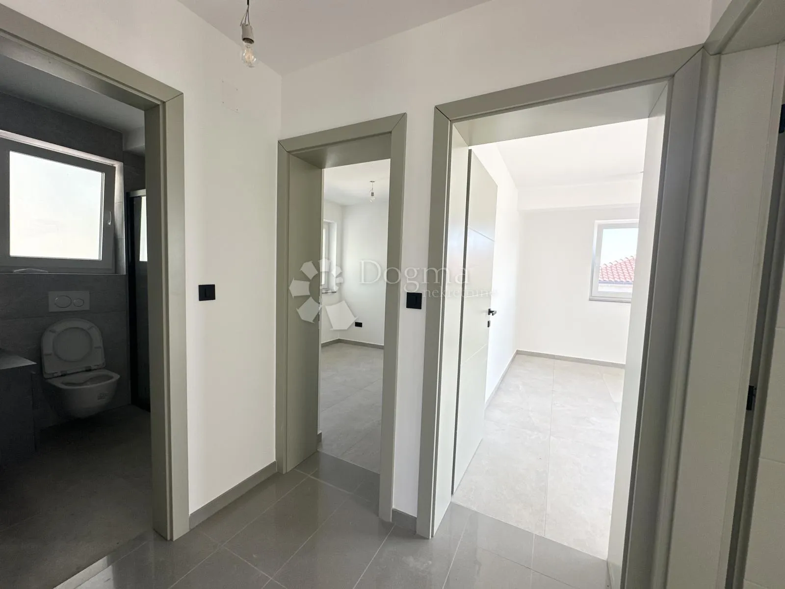 kamen villa u mirnom okruženju otoka krka - slika 20