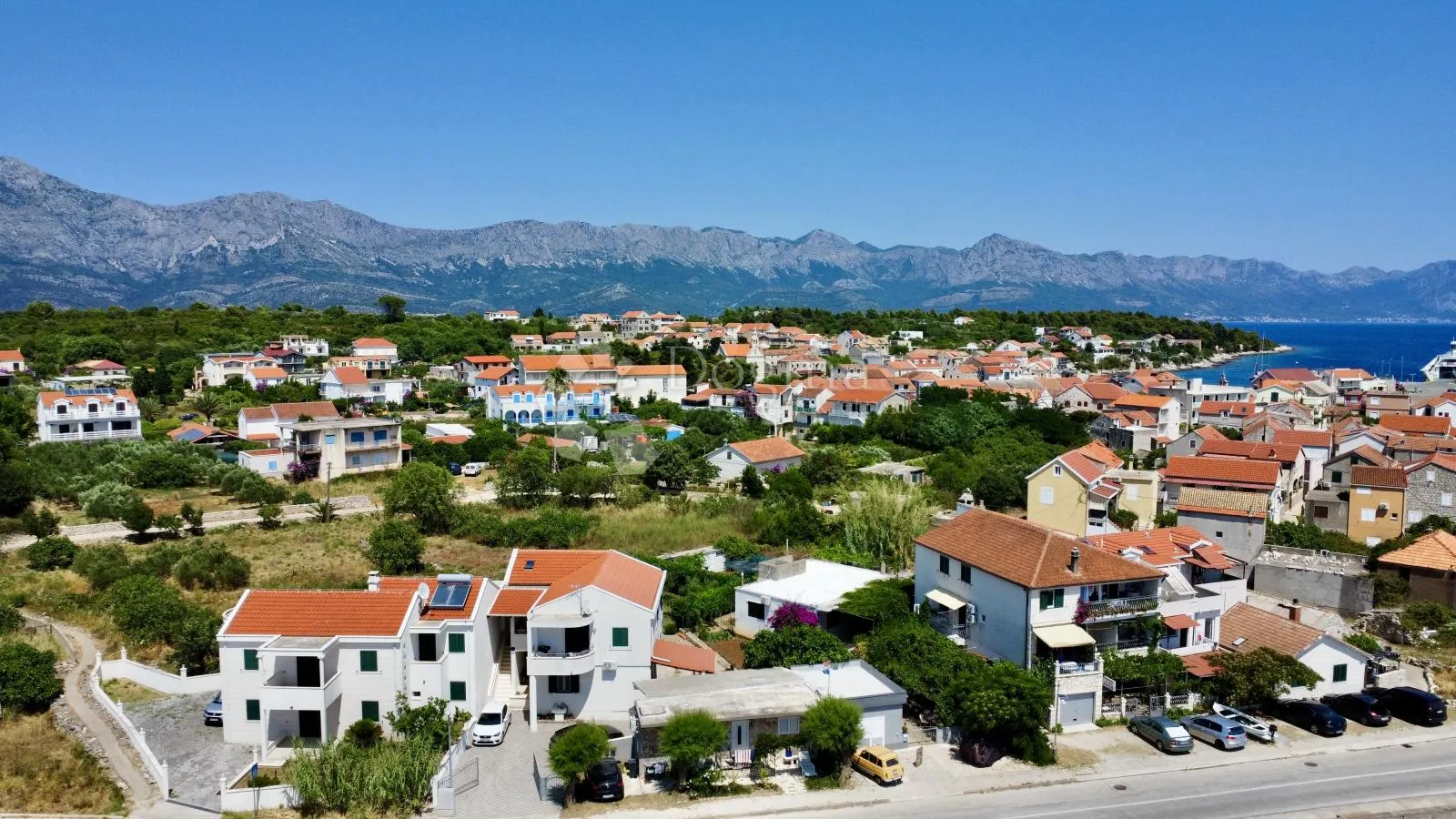 samo u dogmi! hvar, 10m od plaže, prekrasna kuća sa 4 apartmana - slika 2