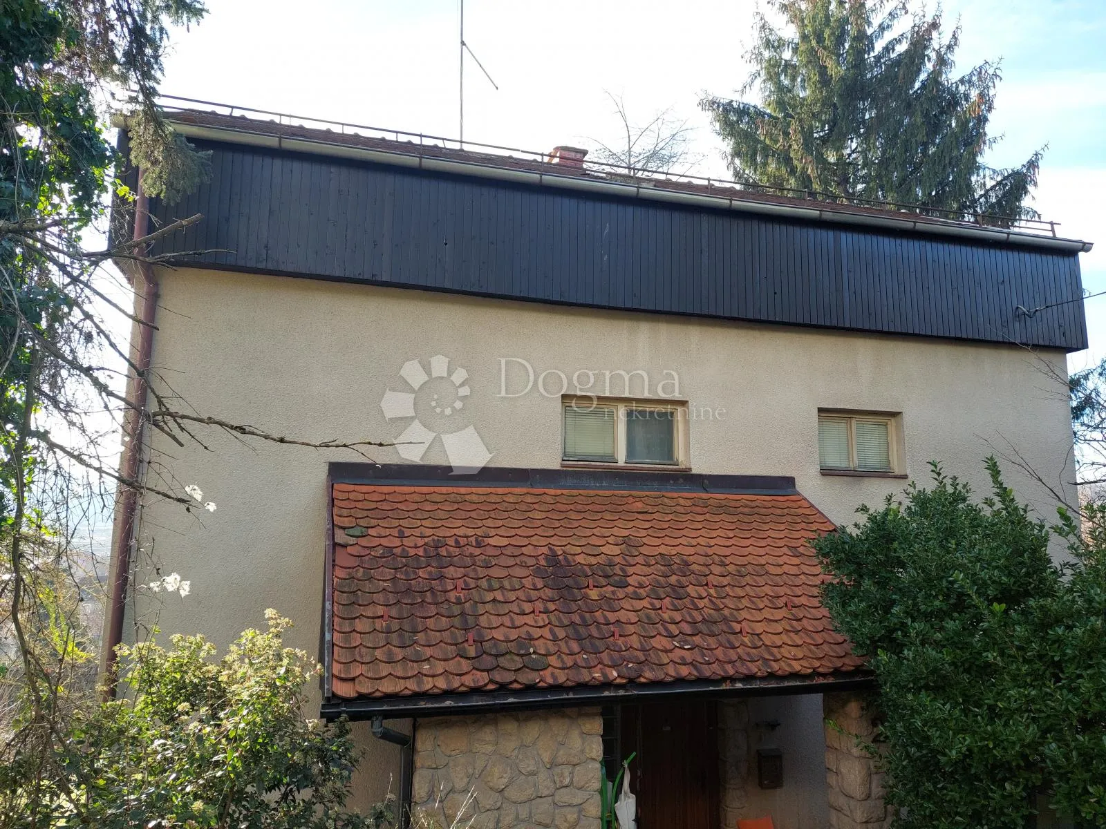 kuća sa velikim potencijalom - slika 14