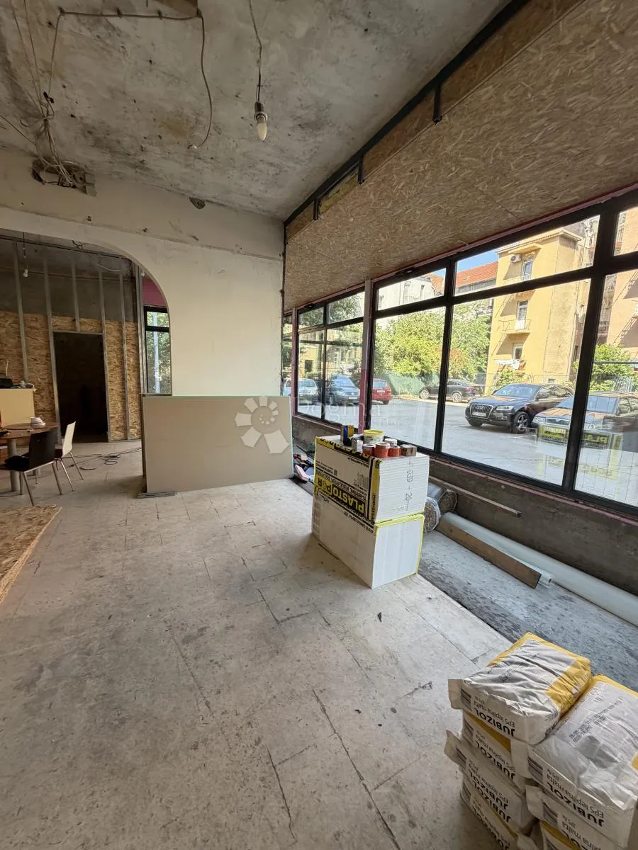 maksimir | poslovni prostor 70 m² s velikim izlogom - slika 3