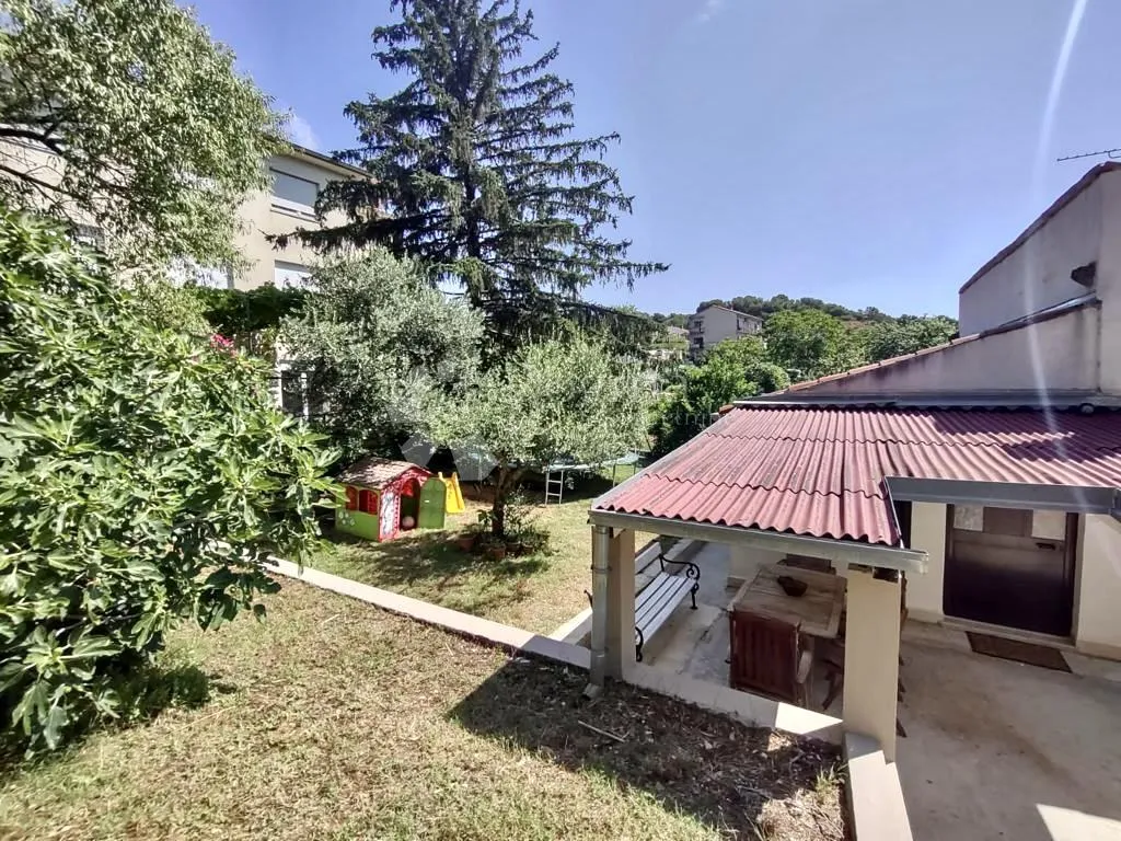 pula, kuća sa dvije stambene jedinice na mirnoj lokaciji - slika 2