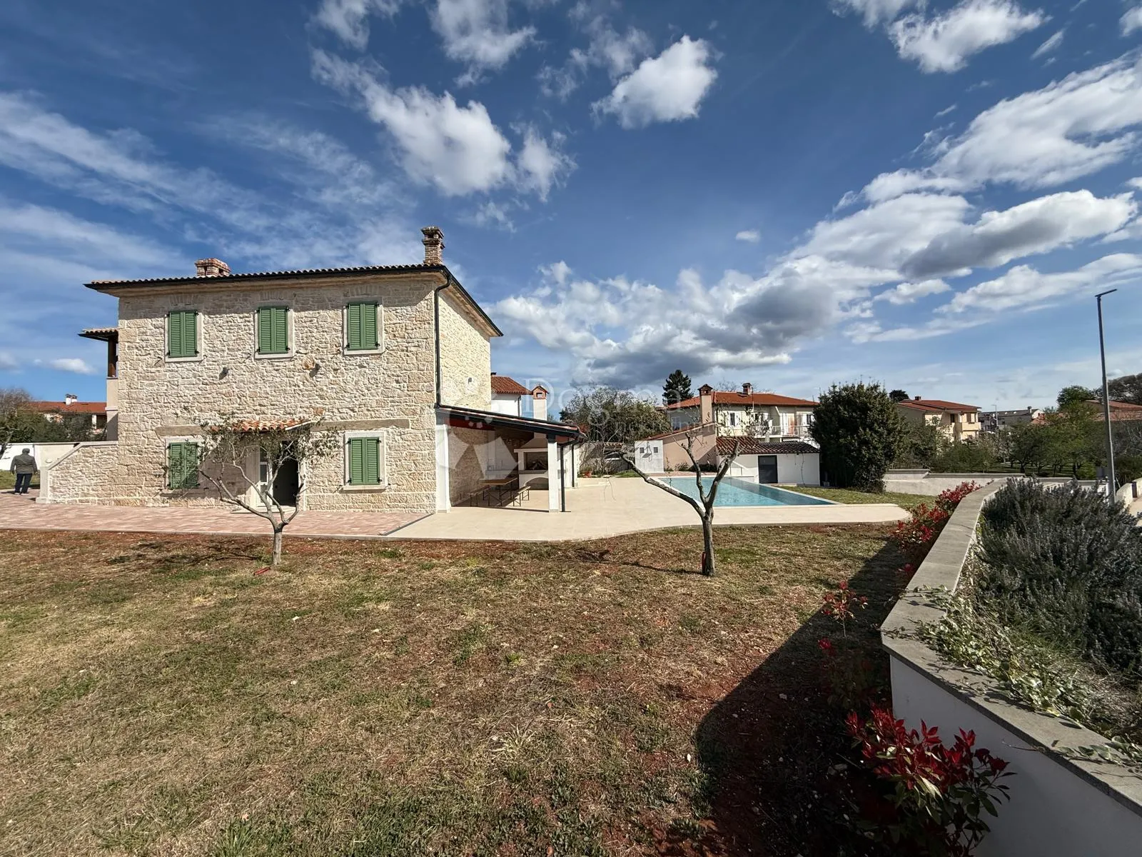 kamena vila s infinity bazenom, konobom i panoramskim pogledom na prirodu - slika 50