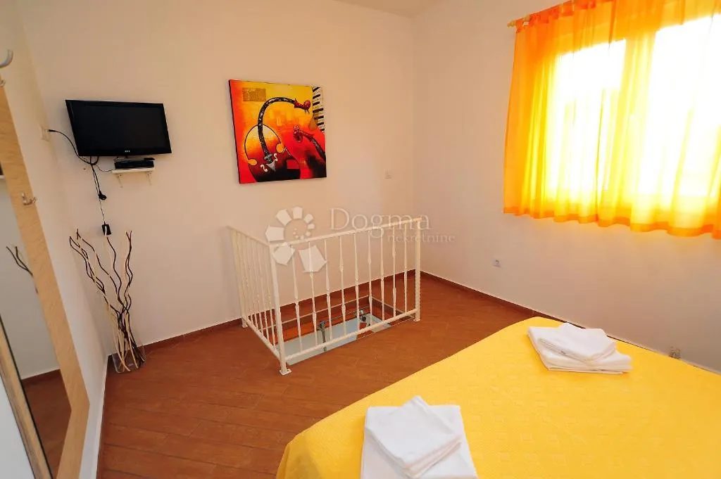 prodaje se kuća na zadarskom području - idealna investicija za turistički najam - slika 24