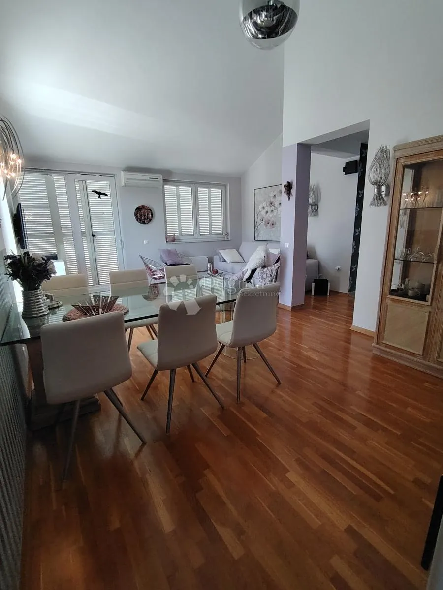 penthouse sa panoramskim pogledom - slika 9