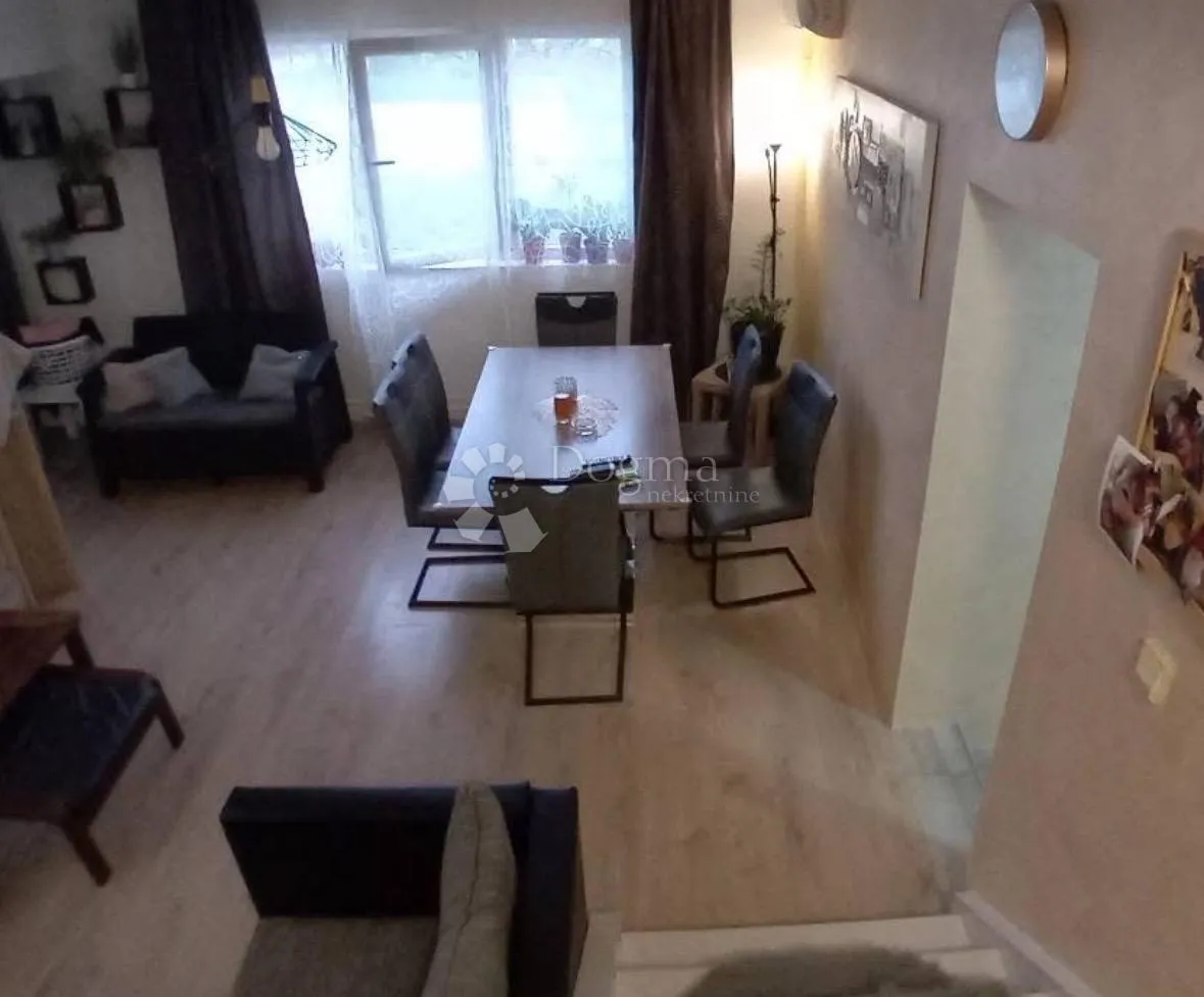 kuća kod zaprešića 6 soba namještena - slika 18