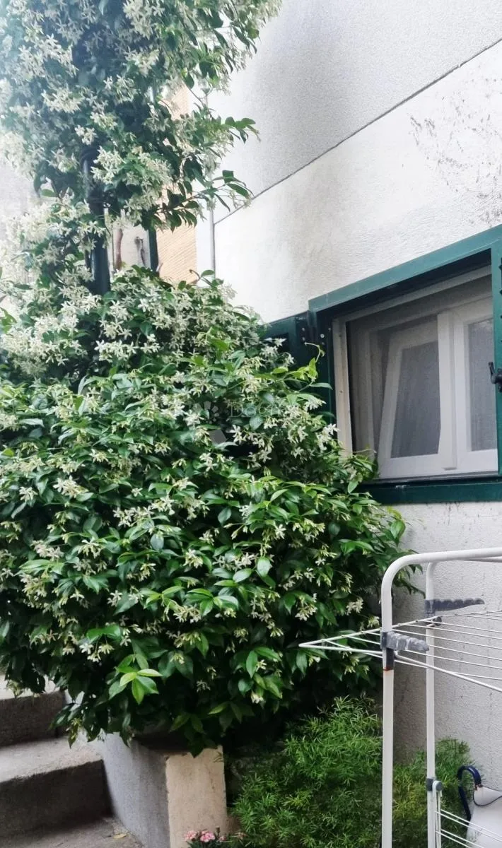 etažiran stan u kamenoj kući, matejuška, split - slika 8