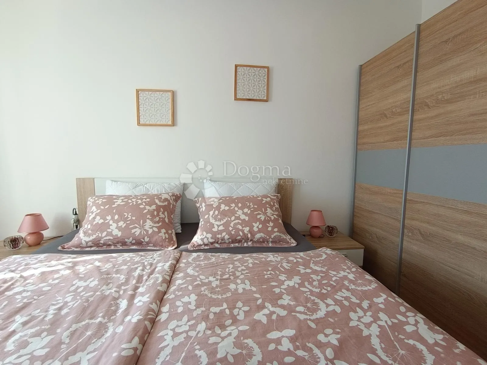 predivna kuća s bazenom - štokovci, svetvinčenat - slika 19