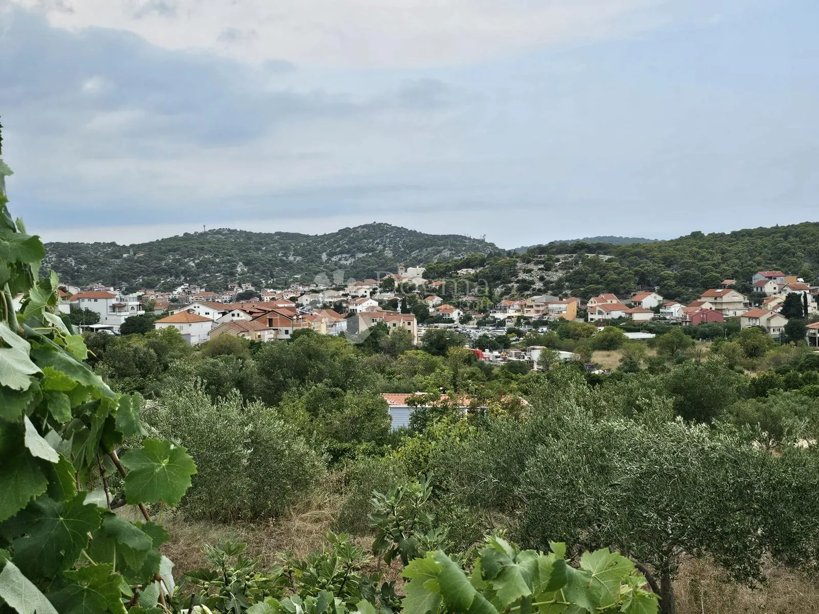prodaja kuće u tisnom- visoki rohbau - slika 1
