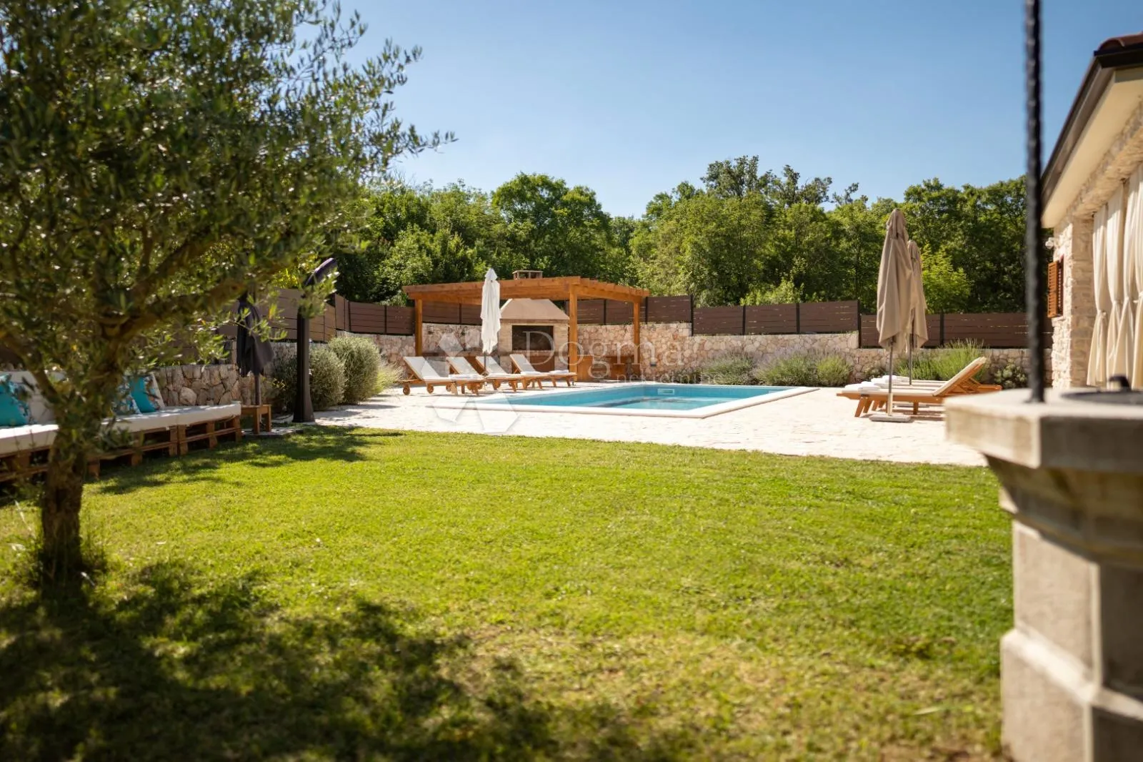 otok krk samostojeća vila - slika 9
