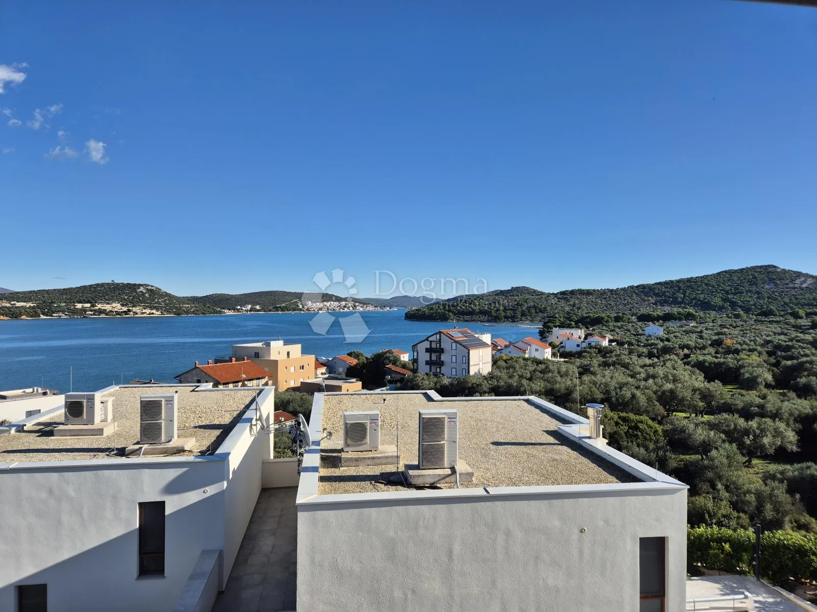 murter/betina- moderna villa s prekrasnim pogledom - slika 28