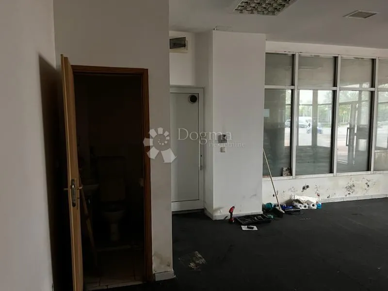 lokal 41,98 m² sesvete – idealno za razne djelatnosti! - slika 2