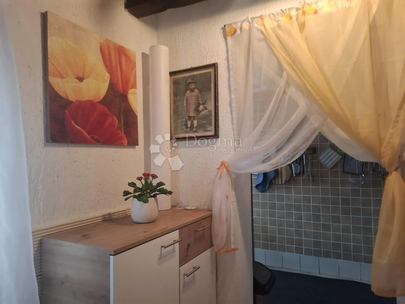 kuća za odmor s uređenom okućnicom - slika 11
