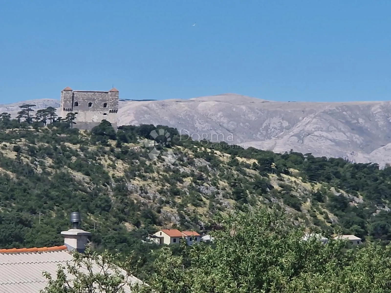 zemljište s građ dozvolom za 6 stanova - slika 29