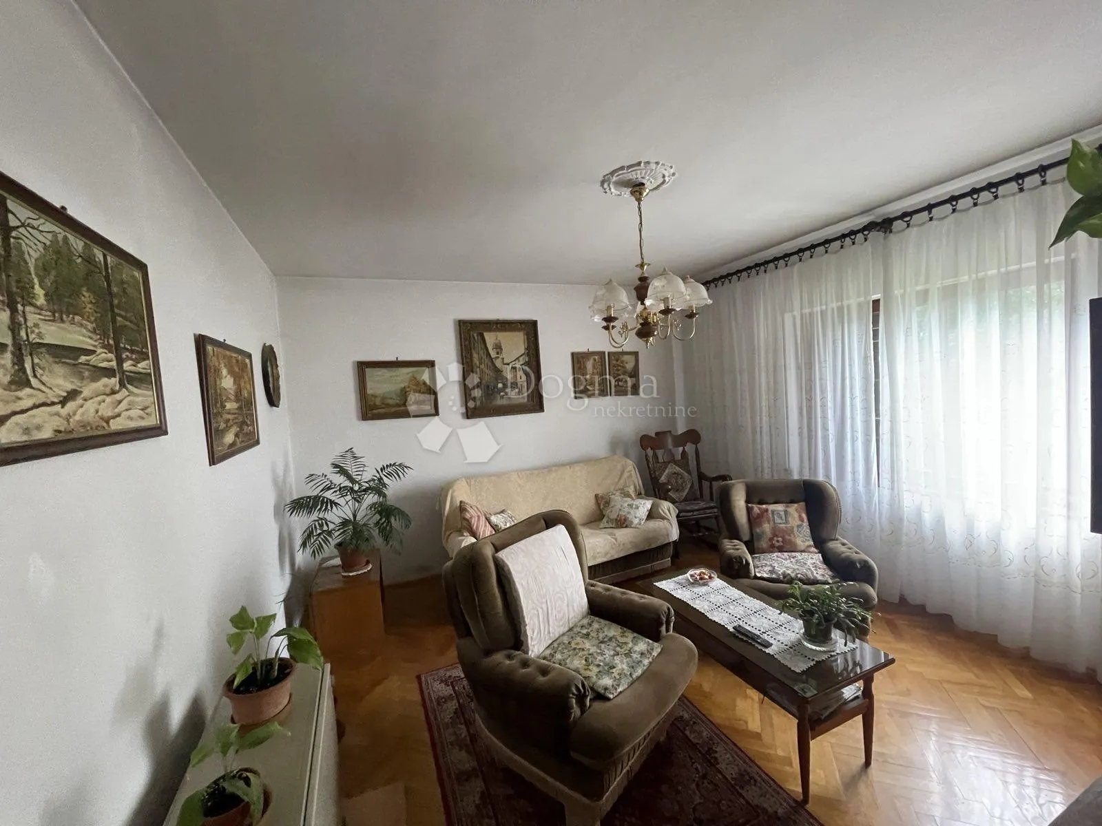 savršeno zemljište sa kućom u izgradnji - slika 19