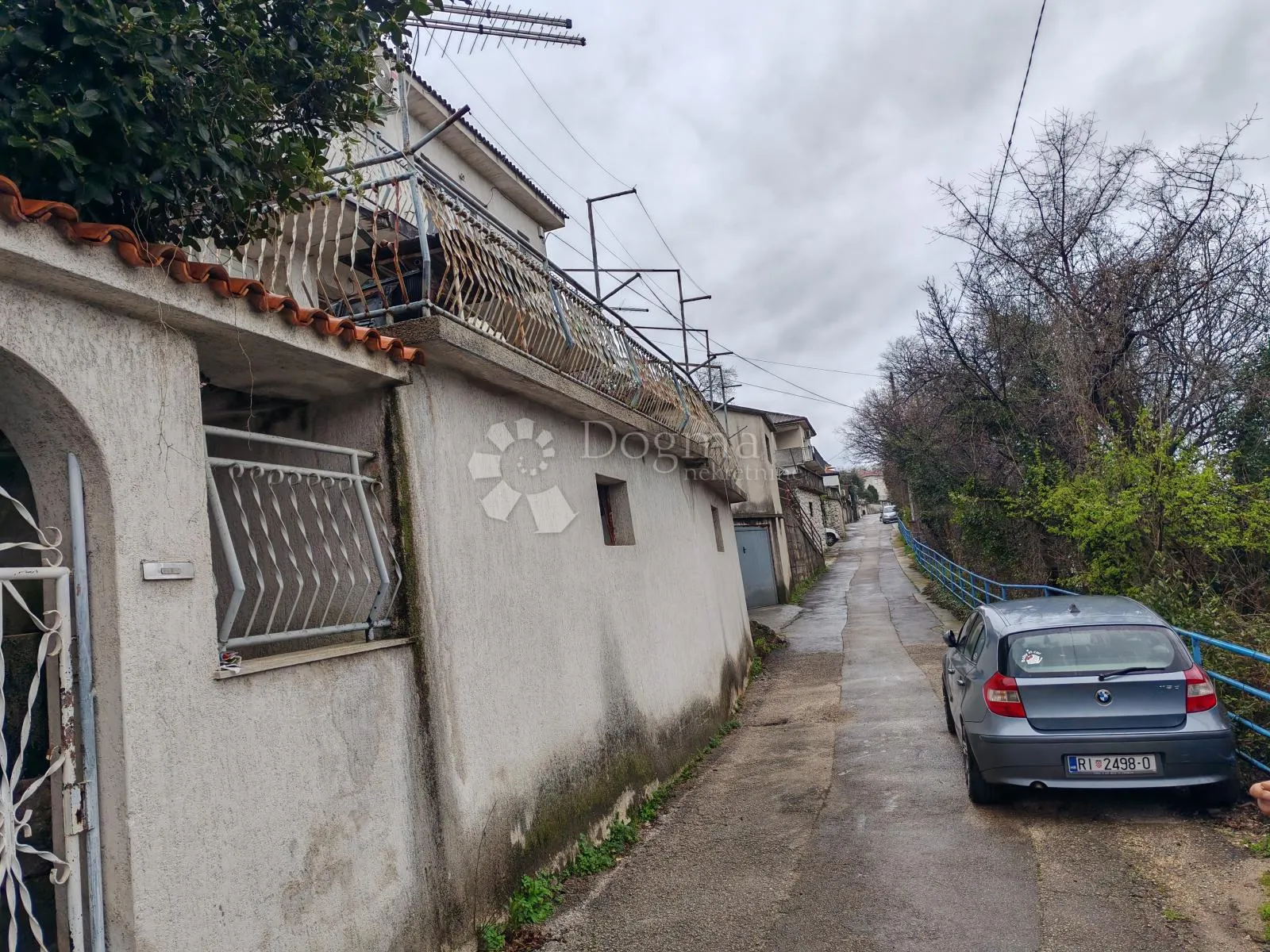 etaža sa dva stana - slika 2