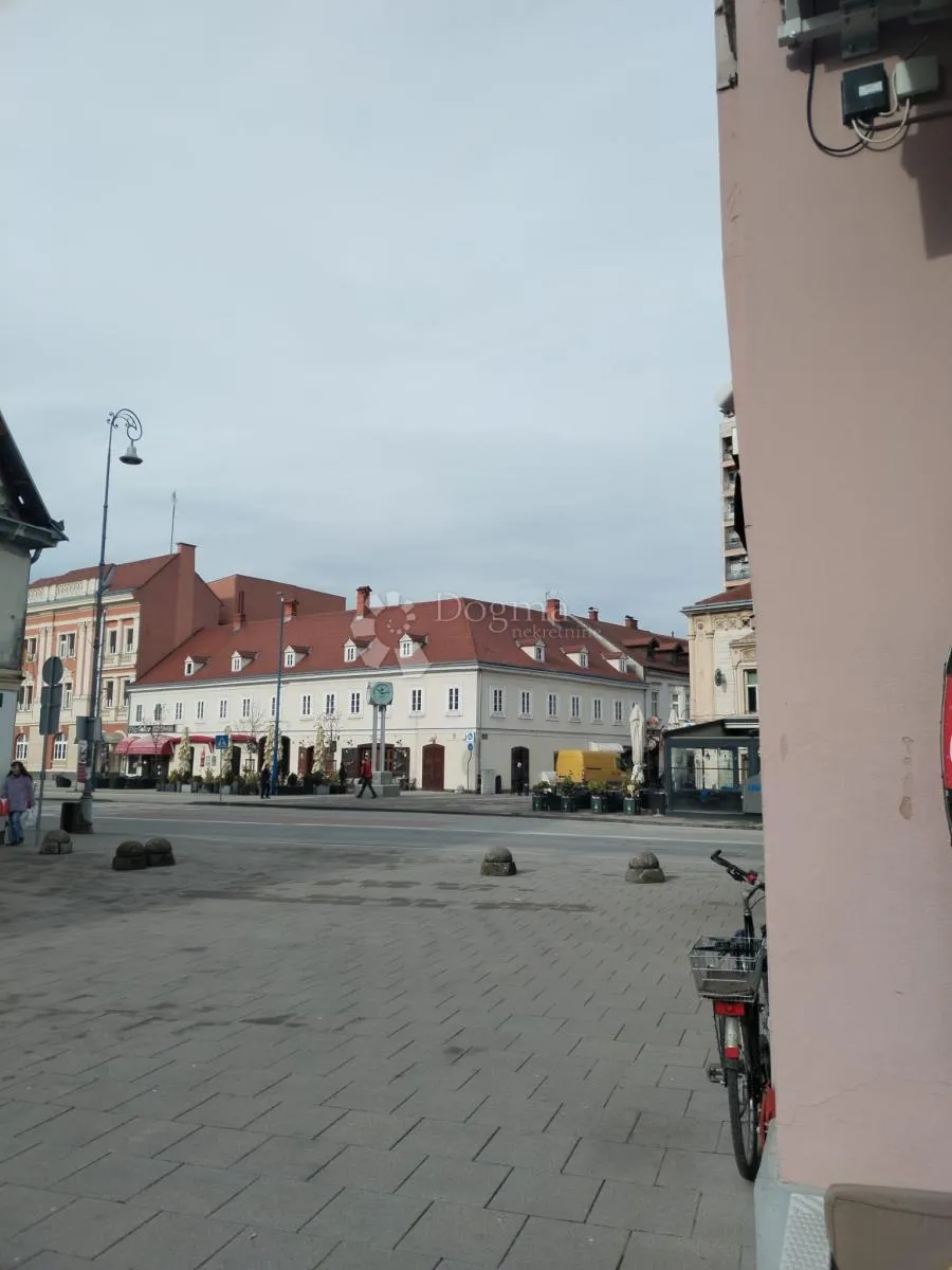 stan u srcu karlovca - top lokacija ! - slika 3