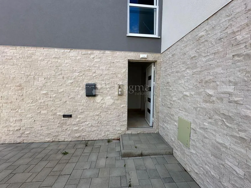 luksuzni apartman - slika 3
