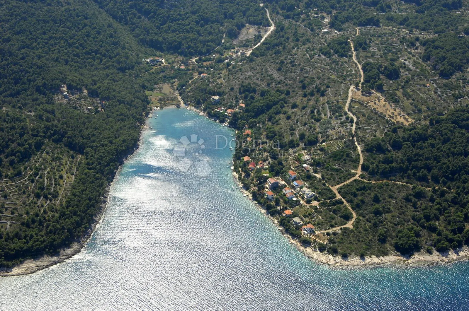 kuća na šolti 200 m od mora, gornja krušica - slika 16