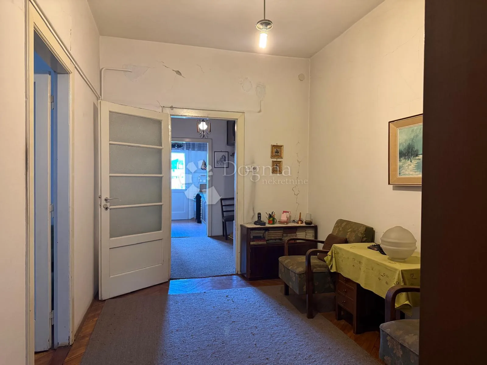 komforan trosobni stan - slika 15